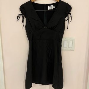 NEVER WORN Princess Polly Cap Sleeve Mini Dress